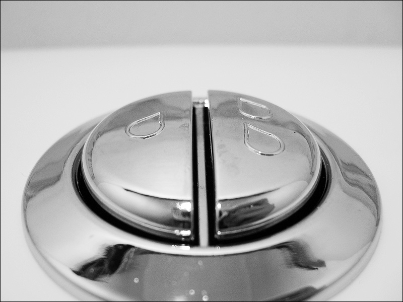 Mécanisme chasse d'eau - Avec bouton poussoir double débit